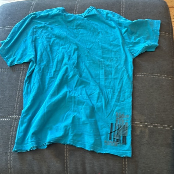 Vintage Quiksilver shirt.  Awesome design from early 2000’s size M - Picture 4 of 4